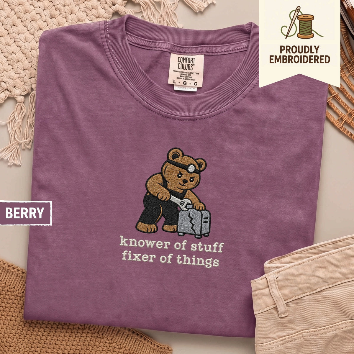125 - knower of stuff fixer of things t-shirt