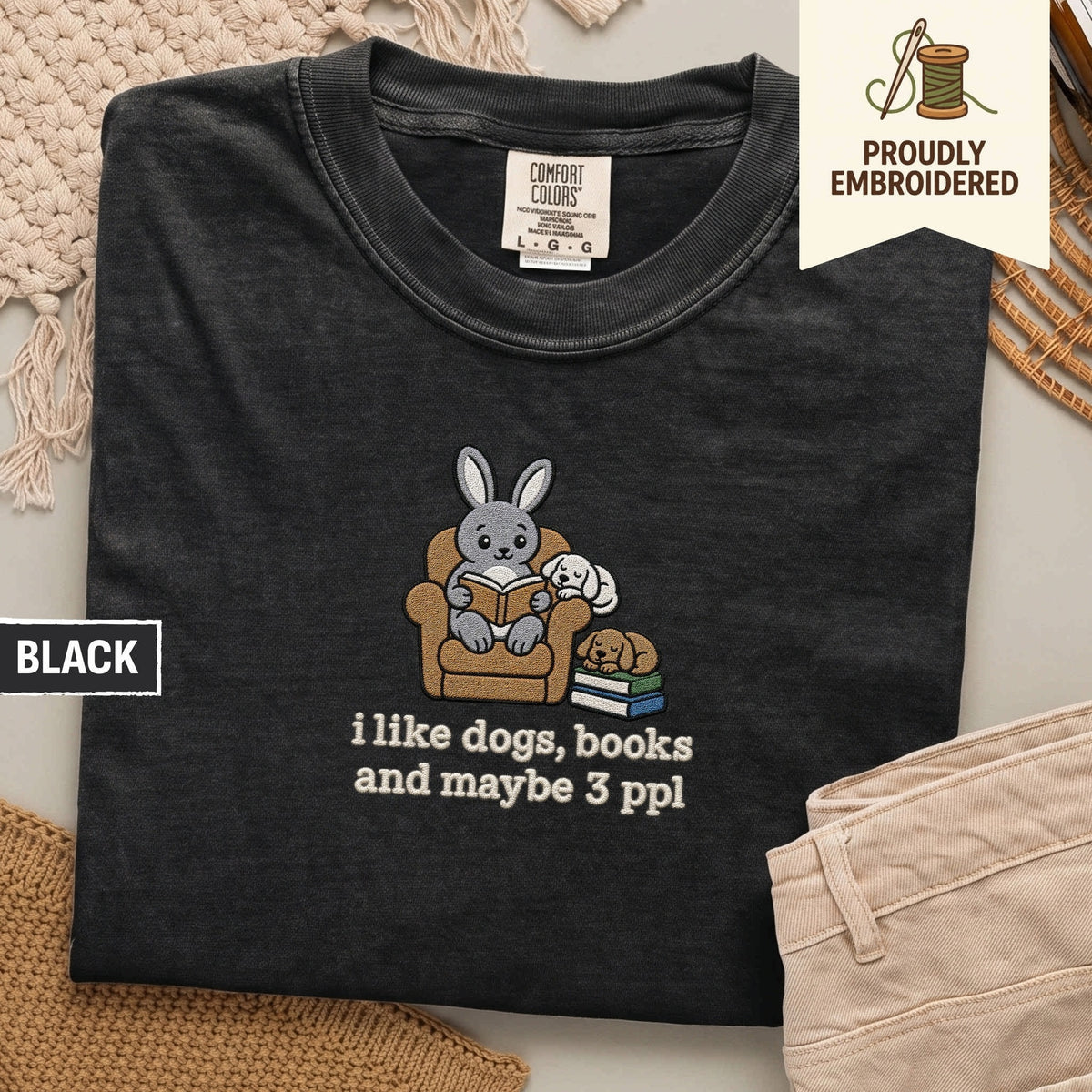 106 - i like dogs, books and maybe 3 ppl t-shirt