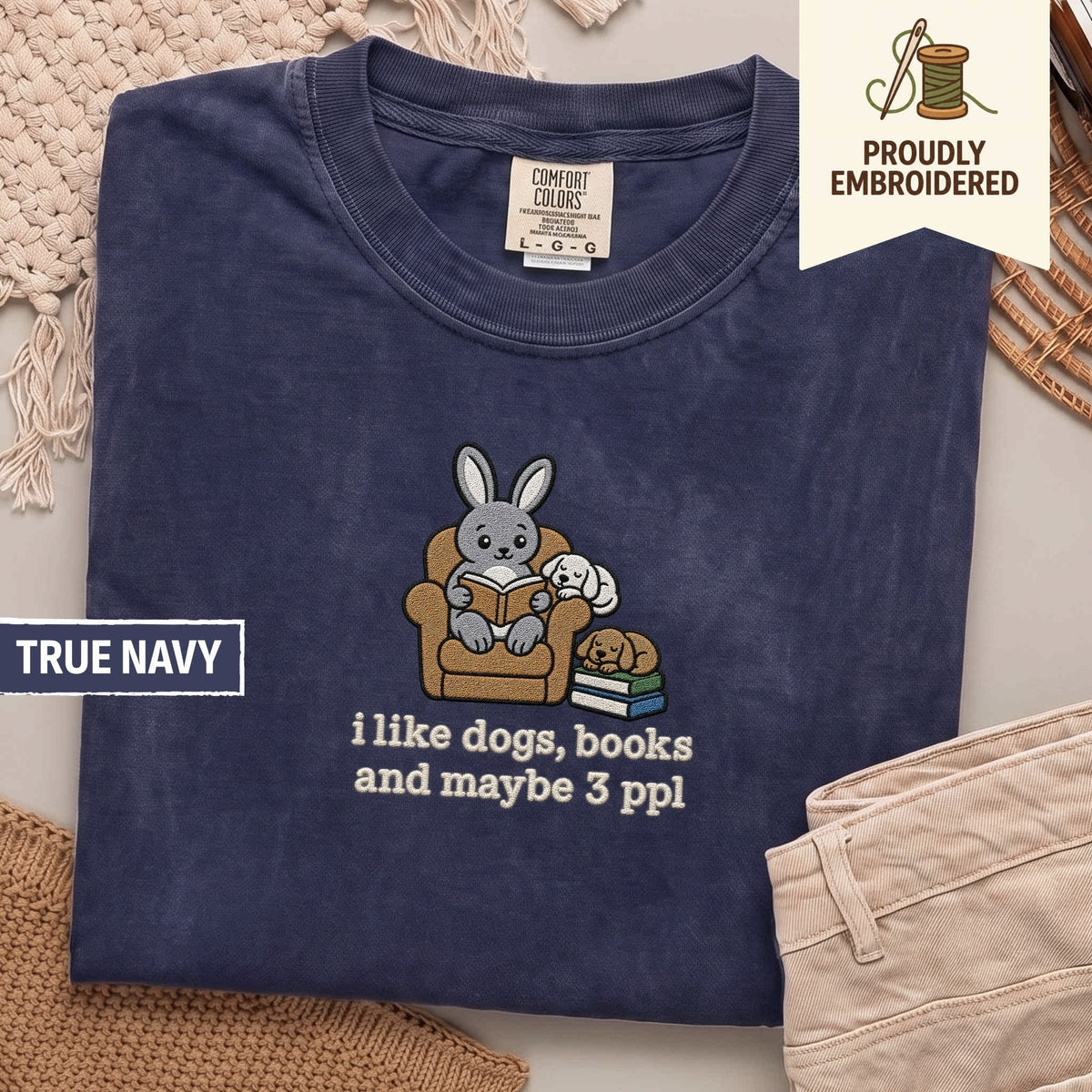 106 - i like dogs, books and maybe 3 ppl t-shirt