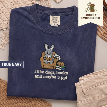 106 - i like dogs, books and maybe 3 ppl t-shirt